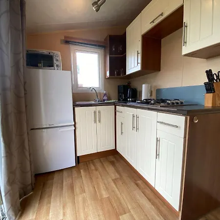 / Am Badesee Naehe Leipzig Mit Privatsstrand Und Sauna Apartment Lobnitz (Saxony)