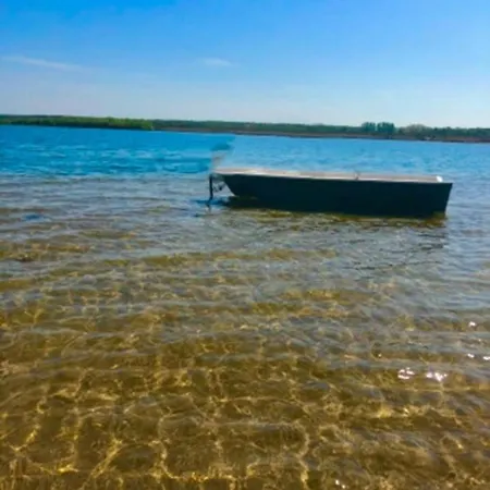 Apartment / Am Badesee Naehe Leipzig Mit Privatsstrand Und Sauna